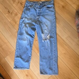 Levis Ribcage Straight Ankle Relaxed Fit Jeans with Distressed Details